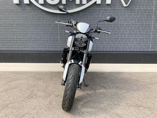 トライデント660 TRIPLE  TRIBUTE 限定車