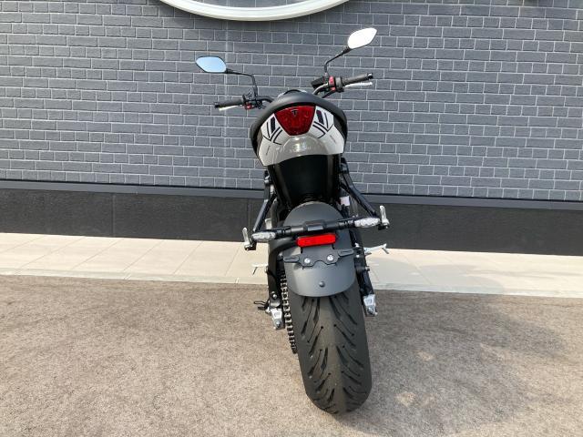トライデント660 TRIPLE  TRIBUTE 限定車