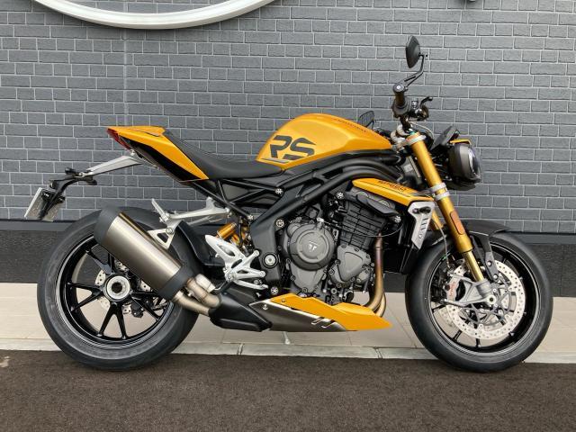 スピードトリプル1200RS ETC2．0  フレームプロテクター グリップヒーター オーリンズ ブレンボ