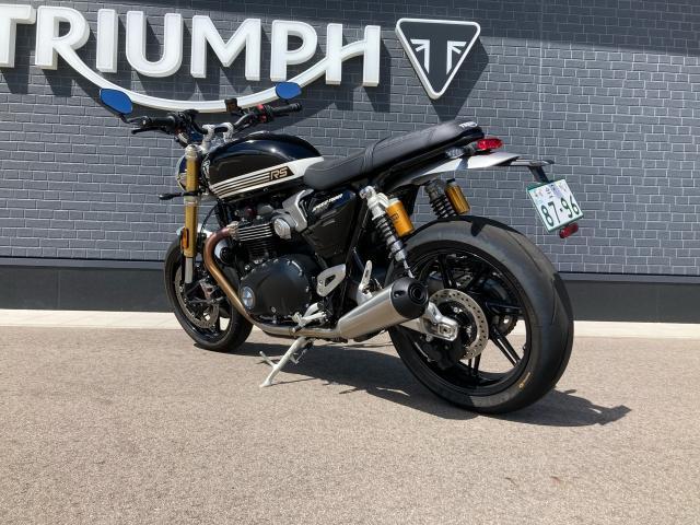 スピードツイン1200RS