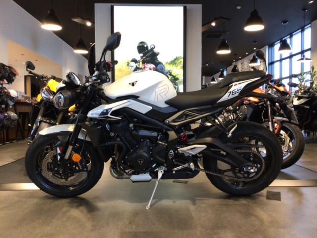 ストリートトリプル765R