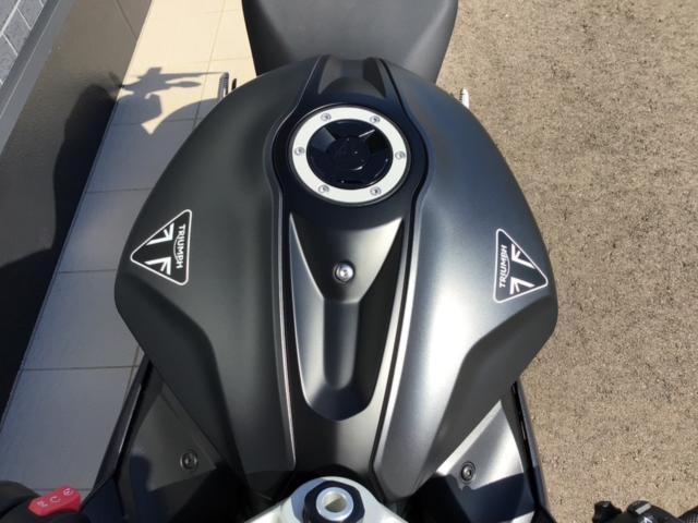 デイトナ660 登録済み未使用車 純正クイックシフター ETC2．0