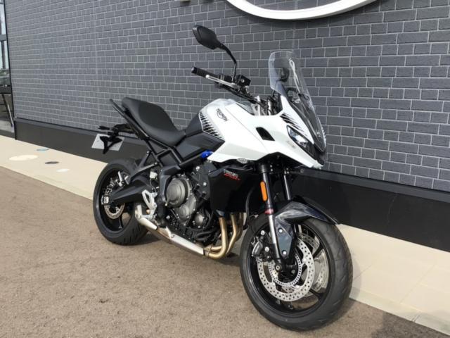 タイガースポーツ660 新車