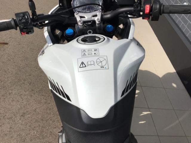 タイガースポーツ660 新車