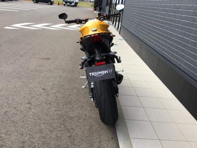 ストリートトリプル765RS