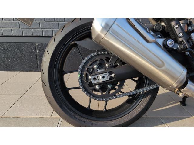 スピード400 登録未走行車両