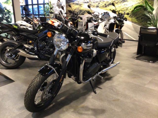 ボンネビルT100 JETBLACK