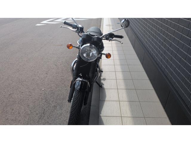 ボンネビルT120