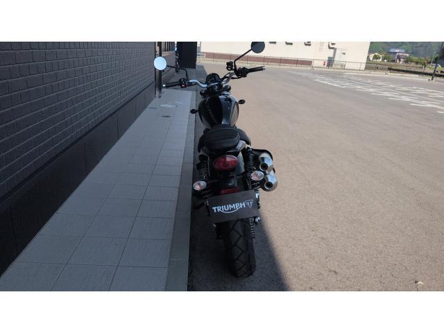スクランブラー900