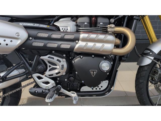 スクランブラー1200XE