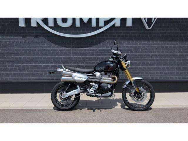 スクランブラー1200XE 新車在庫車 純正アクセサリー半額（税込み11万円以上）