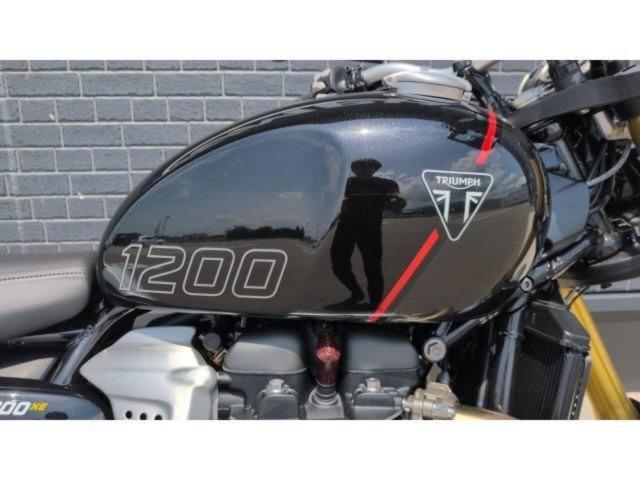 スクランブラー1200XE 新車在庫車 純正アクセサリー半額（税込み11万円以上）