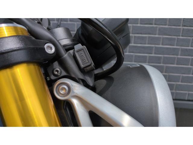 スピード400 登録済み未使用車