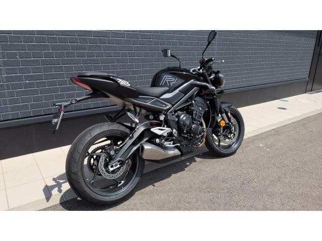 ストリートトリプル765R 試乗車