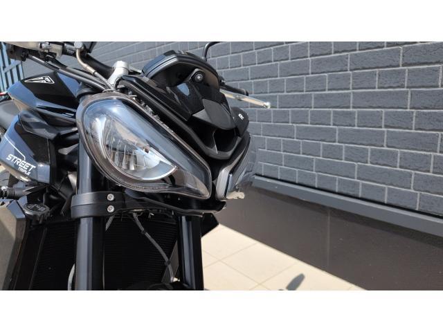 ストリートトリプル765R 試乗車