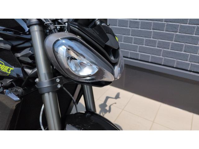 ストリートトリプル765RS