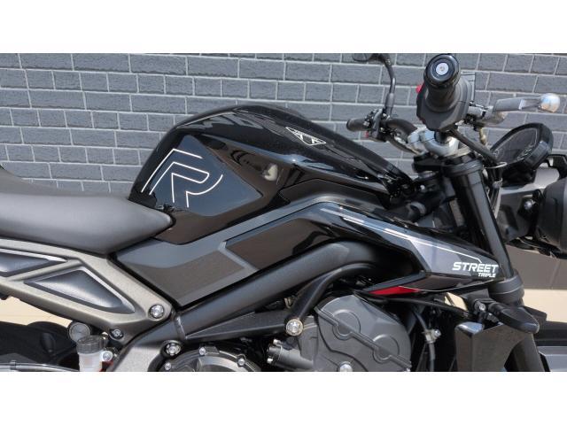ストリートトリプル765R 試乗車