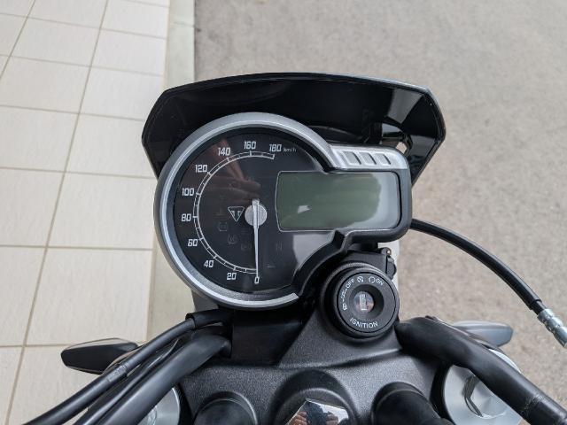 トラッカー400