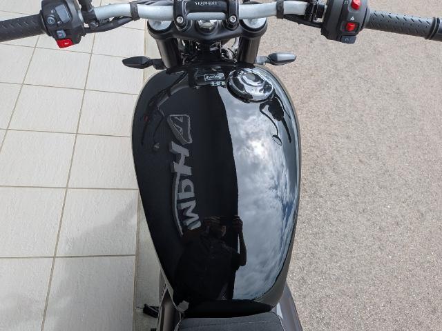 トラッカー400