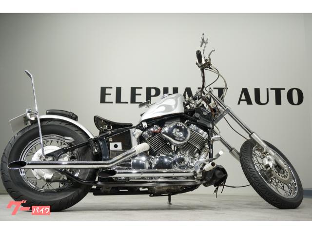 ドラッグスター４００　チョッパーカスタム　社外マフラー　ハリケーンハンドル　チョップドフェンダー　フレイムスグラフィックタンク