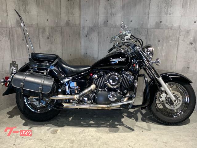 ドラッグスター４００クラシック　デイトナスラッシュカットマフラー　シーシーバー　サイドバッグ　エンジンガード　スマホホルダー