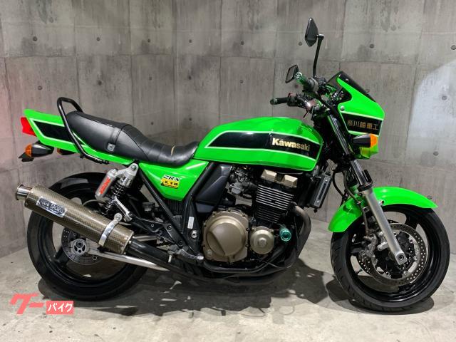 ＺＲＸ４００　ベガスポーツスリップオンマフラー　タックロールシート　マルチリフレクター　スライダー　バーエンド　グリップ