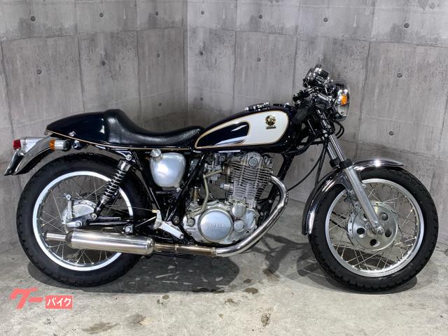 NO.2982　SR400　セパハン バックステップ オイルクーラー マフラー シート エグリタンク ライト テール 他 ☆彡 ヤマハ SR400 セパハン キャブトンマフラー バックステップ