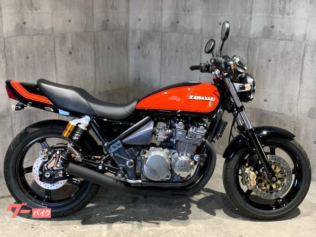 ＺＥＰＨＹＲ４００　ブラックオレンジ火の玉カラー　ブラックショート管　オーリンズリアサス　各部ブラック塗装　メッシュブレーキホース