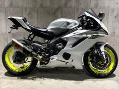 ヤマハ　ＹＺＦ−Ｒ６　アクラスリップオン　ＥＴＣ　フェンダーレス　ストライカーバックステップ　ｐｕｉｇスクリーン