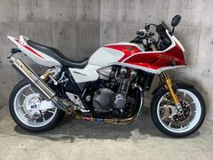 ホンダ　ＣＢ１３００Ｓｕｐｅｒ　ボルドール　前後オーリンズ　ゲイルホイール　ストライカーフルエキ　前後左右ブレンボ　前後サンスターディスク