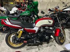 ホンダ　ＣＢ７５０　ＲＣ４２　モリワキワンピースマフラー＆スライダー　ハリケーンコンドルハンドル　フェンダーレス　ＬＥＤバルブ　ＵＳＢ