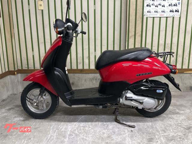 トゥデイ・Ｆ　インジェクションモデル　ノーマル車両　．メットイン　．リアキャリア