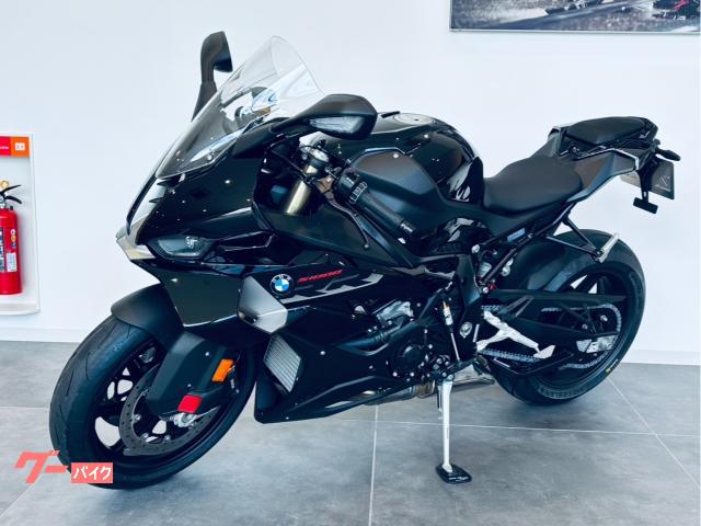 Ｓ１０００ＲＲ　鍛造ホイール　２週間ほどで店頭に