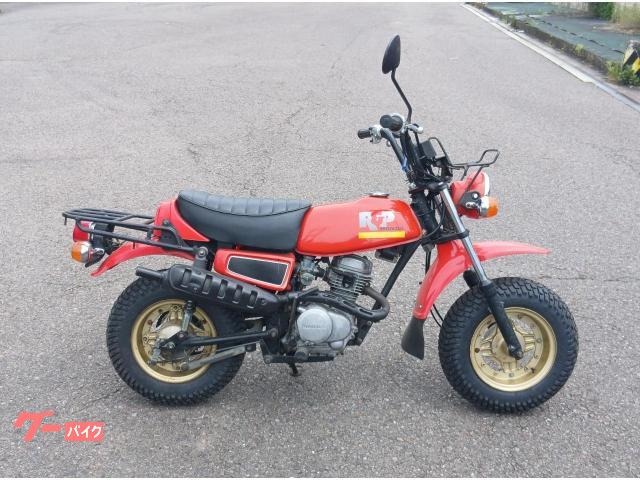 Ｒ＆Ｐ　前後タイヤ新品　バッテリー新品　ノーマル車