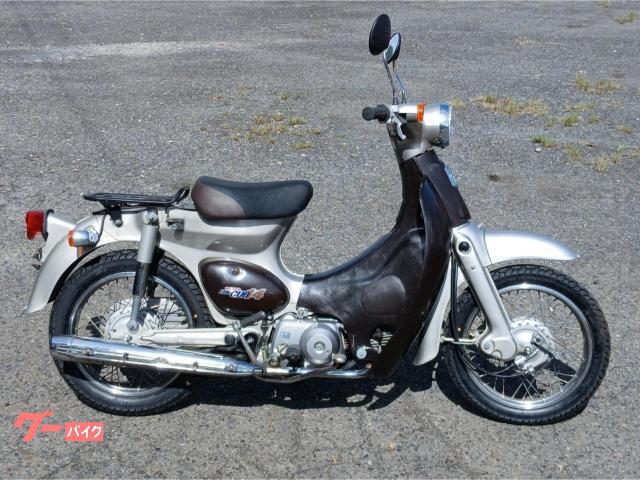リトルカブ　ｃ５０　キャブ４．５ｐｓ　前後タイヤ新品