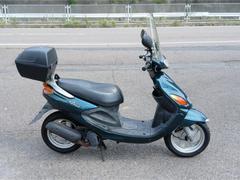 ヤマハ　グランドＡＸＩＳ１００　バッテリー　Ｆブレーキシュー　ドライブベルト　ウェイトローラー新品