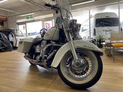 ＨＡＲＬＥＹ−ＤＡＶＩＤＳＯＮ　ＦＬＳＴＮ　ソフテイルデラックス　ウインドシールド　ローダウン　サイドボックス　フィッシュテール　ＬＥＤライト