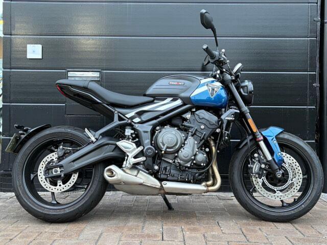 トライデント660 正規ディーラー車 ABS