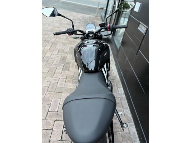 トライデント660 正規ディーラー車 ABS