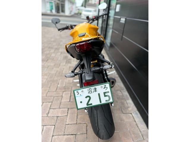 ストリートトリプル765RS ABS 正規ディーラー車 コズミックイエロー