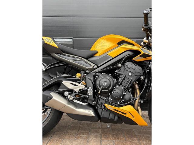 ストリートトリプル765RS ABS 正規ディーラー車 コズミックイエロー