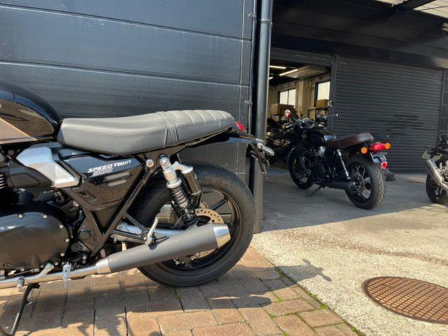 スピードツイン900