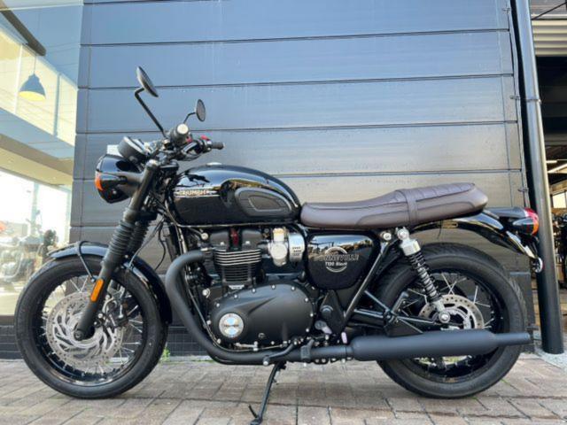 ボンネビルT120