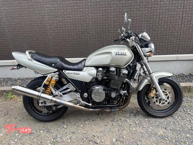 XJR1200