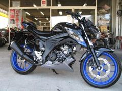スズキ　ＧＳＸ−Ｓ１２５　ＡＢＳ　ＤＬ３２Ｂ　ヘルメットホルダー　ＬＥＤヘッドライト