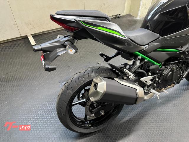 【専用出品】2025/01/22③ カワサキ Z400 2025年モデル メタリックスパーク