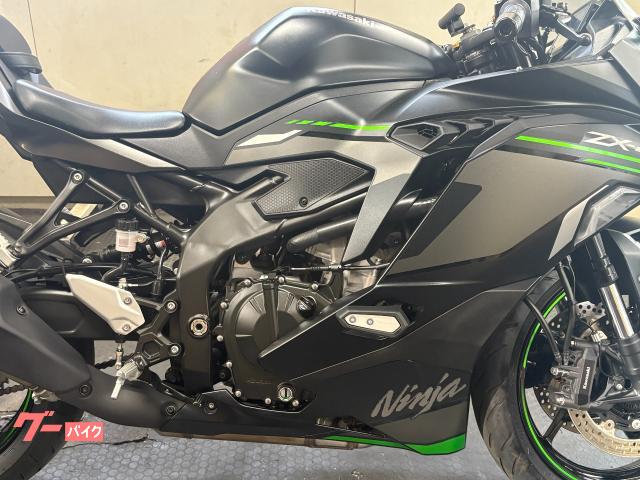 カワサキ Ninja ZX-4R SE ETC2.0・グリップヒーター カワサキ Ninja ZX-4R SE ETC2.0・グリップヒーター