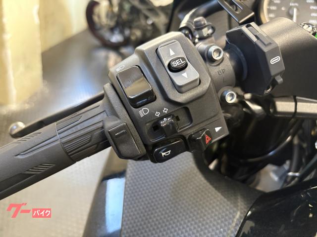 カワサキ Ninja ZX－14R ハイグレードモデル USB電源