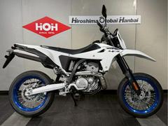 スズキ　ＤＲ−Ｚ４ＳＭ　Ｍ５モデル