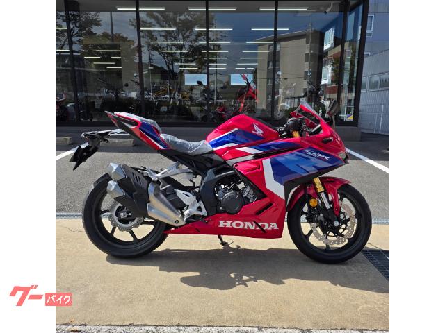 ＣＢＲ２５０ＲＲ　２０２５年モデル　グランプリレッド